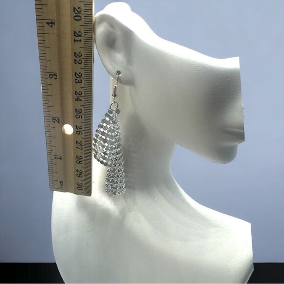 Silver Mesh Earrings l 3” l Hook l New - Picture 3 of 7